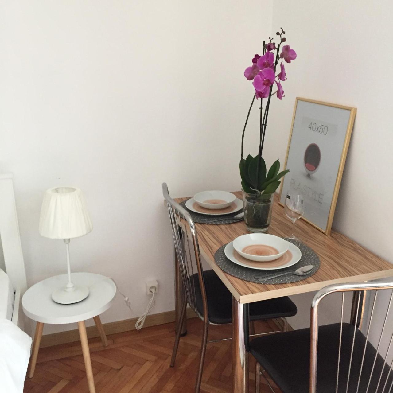 Marcy Studio Leilighet Bucureşti Eksteriør bilde